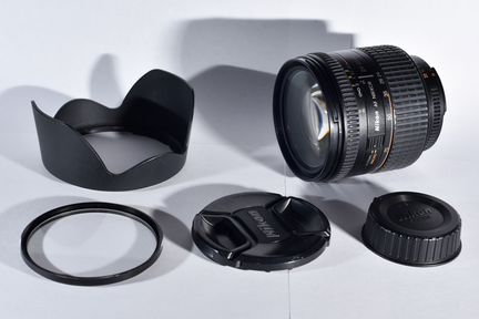 Nikon AF Nikkor 24-85mm f/2.8-4 D IF Macro