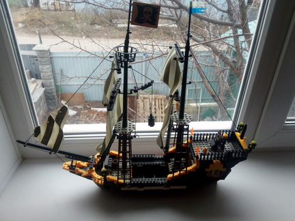 Лего. Пиратский корабль