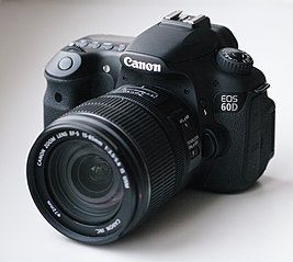Продам фотоаппарат Canon EOS 60D