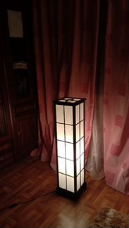 Напольный японский светильник