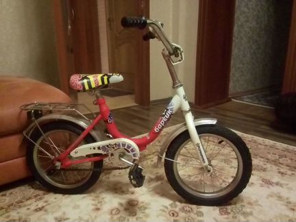 Детский велосипед с доп. колёсиками