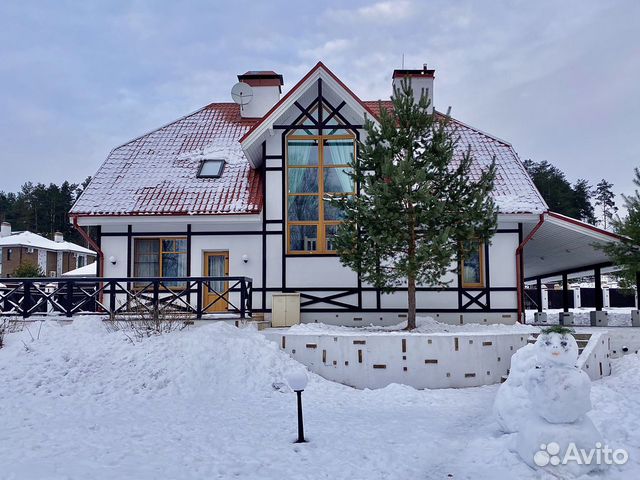 

4-к. коттедж, 250 м²