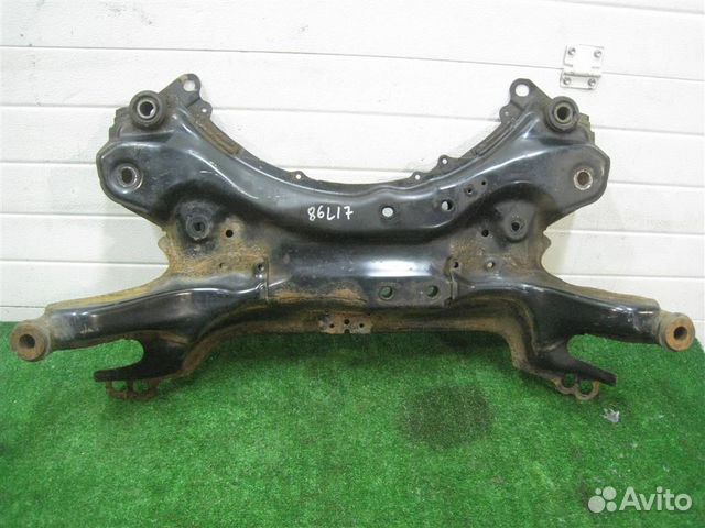 Подрамник передний Toyota Avensis T27 2011