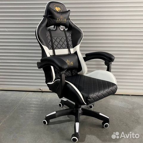 Офисное новое компьютерное кресло