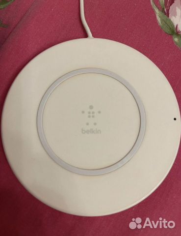 Беспроводное зарядное устройство belkin