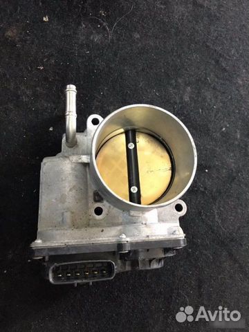 Дроссельная заслонка Toyota Camry