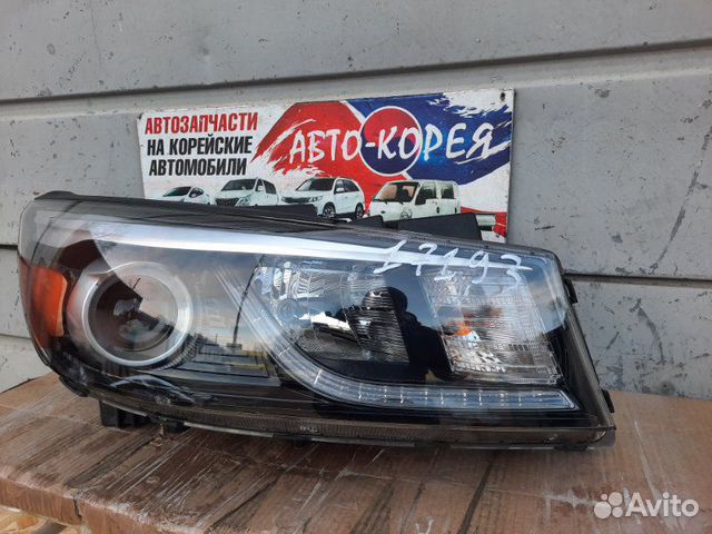 Фара передняя правая Kia Carnival 2014-2020