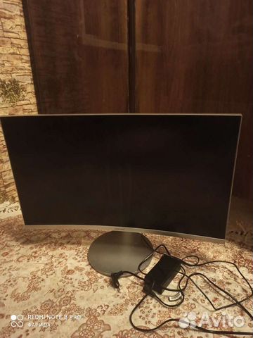 Монитор Samsung