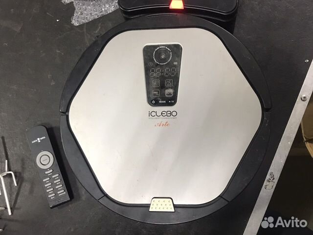 Робот пылесос Yujin iclebo Arte