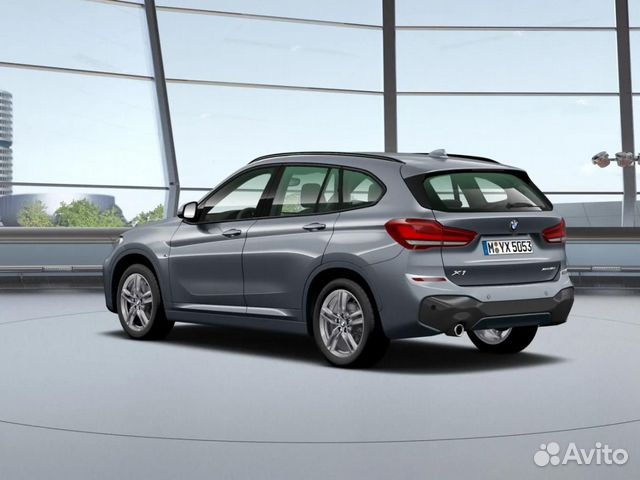 BMW X1 2.0 AT, 2022