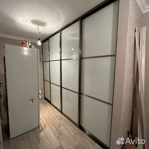 Двери купе, раздвижные перегородки на заказ