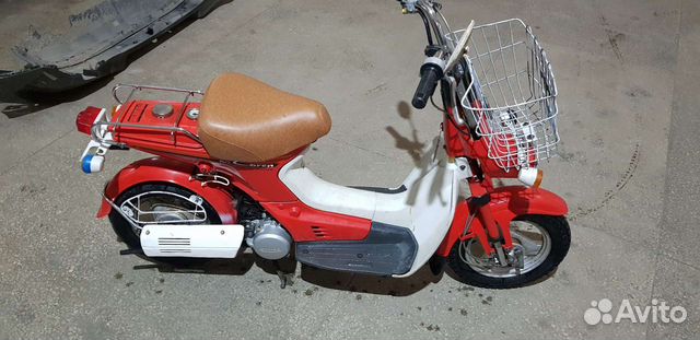 Honda Caren скутер