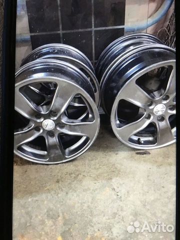 4 диска r16 стояли на Тойоте