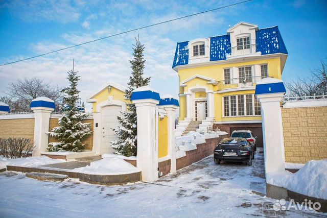 

8-к. коттедж, 280 м²