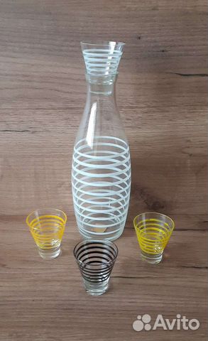 Набор графин и рюмки Красный май СССР