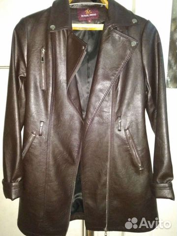 Плащ из экокожи