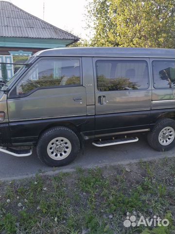 Mitsubishi Delica 2.5 AT, 1992, 240 000 км