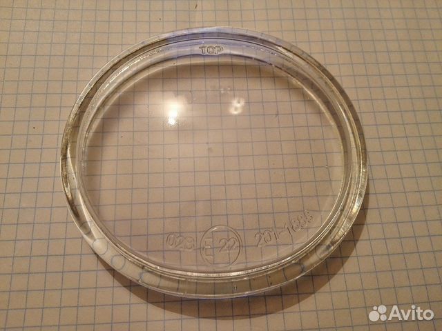 Стекло противотуманной фары Toyota Previa 2001