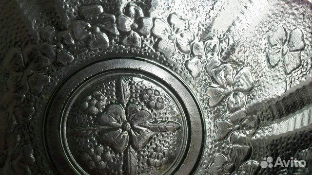 Салатник. Ваза. Зеленое стекло. СССР Салатник. Ваза. Зеленое стекло. СССР
