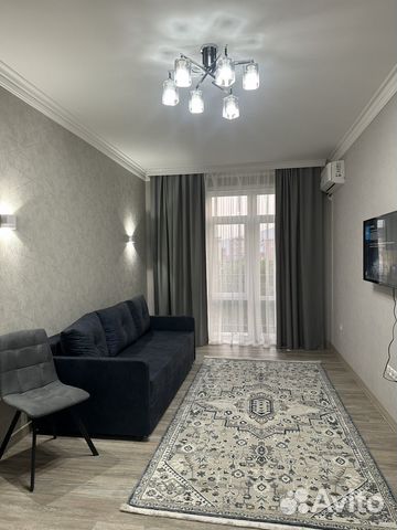 

1-к. квартира, 45 м², 5/17 эт.