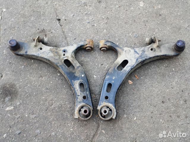 Передний рычаг Subaru Outback B14 Передний рычаг Subaru Outback B14
