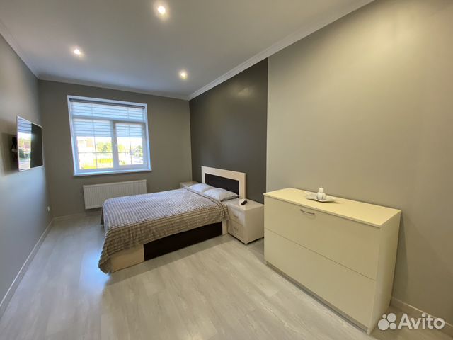 

1-к. квартира, 37 м², 2/3 эт.