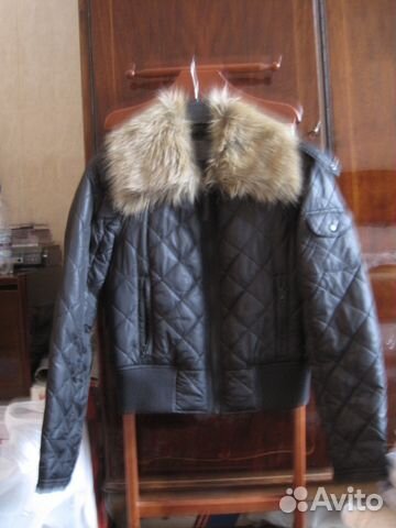 Теплые куртки и ветровка Теплые куртки и ветровка