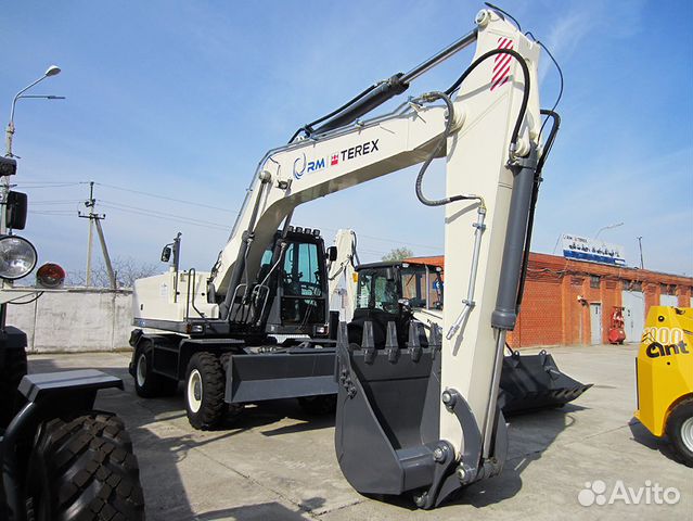 Экскаватор колесный RM Terex WX 200