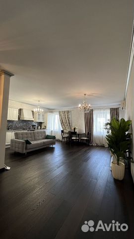 

2-к. квартира, 100 м², 4/8 эт.