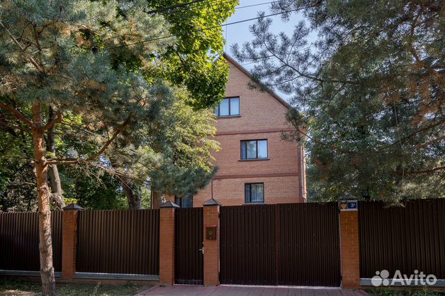 

5-к. коттедж, 500 м²
