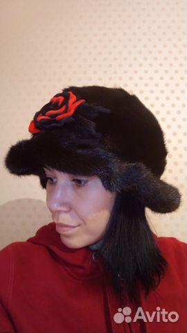 Новая дизайнерская меховая шапка норка Новая дизайнерская меховая шапка норка