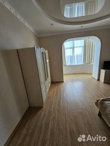 

3-к. квартира, 110 м², 3/4 эт.
