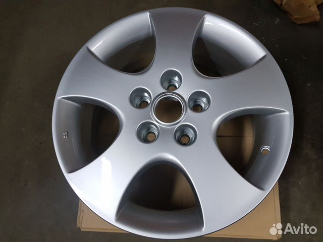 Диски r16 5x114,3 Ниссан 40300BU700 Диски r16 5x114,3 Ниссан 40300BU700