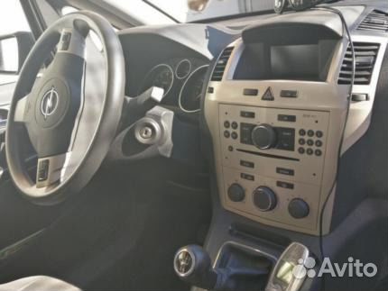 В разборе opel zafira B 2006 №133 серый