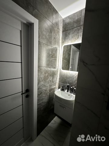 

1-к. квартира, 41 м², 10/10 эт.