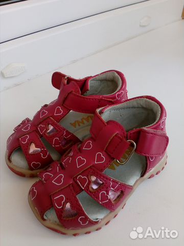 Сандалии Сандалии