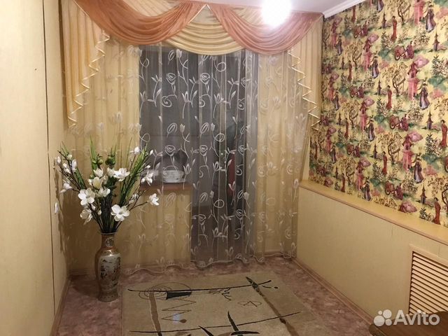 Авито элиста 1 комнатная квартира. Элиста 4 микрорайон дом 13. Коммуналка Элиста. 4 Комнатная квартира в Элисте. Двухкомнатная квартира в Элисте.