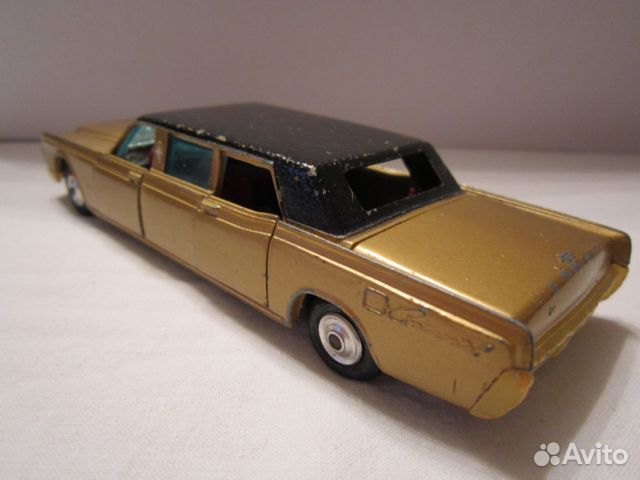 Corgi toys №262. Lincoln Continental