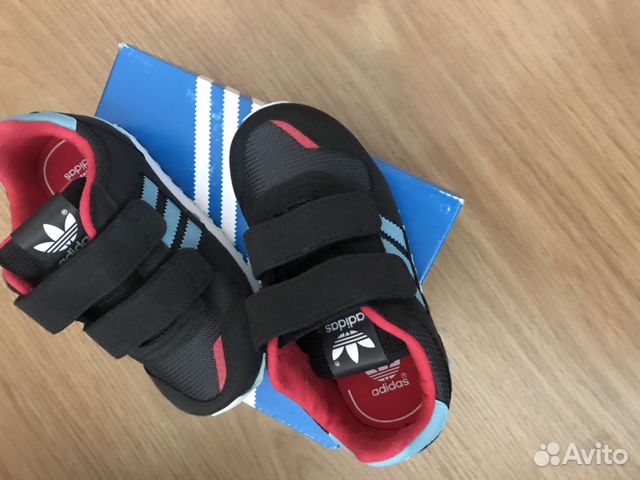Кроссовки новые рр 24 -15,5 см adidas zx700 Кроссовки новые рр 24 -15,5 см adidas zx700