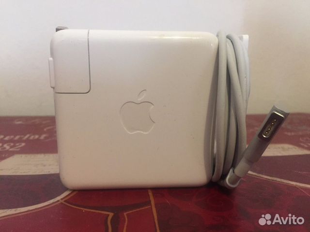 Зарядное для Macbook Magsafe на 45W в наличии Зарядное для Macbook Magsafe на 45W в наличии