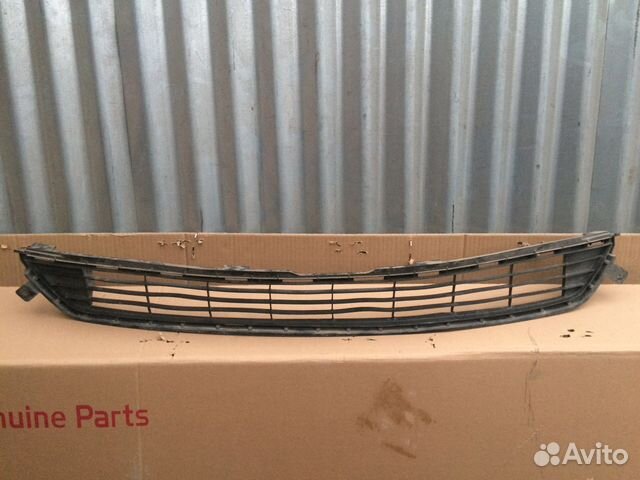 Решетка радиатора Раф 4 с 2012-2015 (Б.У.)