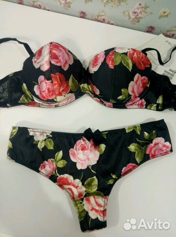 Комплект нижнего белья H&M Комплект нижнего белья H&M