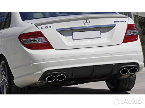 Задний бампер Мерседес W204 AMG C63-стиль