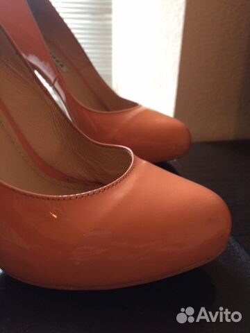 Туфли новые. Лак. Скрытая платформа Туфли новые. Лак. Скрытая платформа