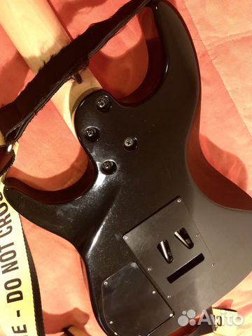 Godin (USA) +чехол+ремень+провод+стойка Godin (USA) +чехол+ремень+провод+стойка