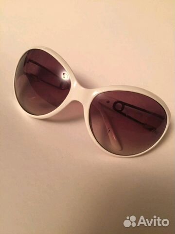 Солнцезащитные очки Солнцезащитные очки