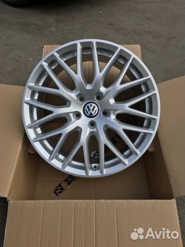 Диски на Ауди Audi A4 A6 A7 A8 Q3 Q5 R18
