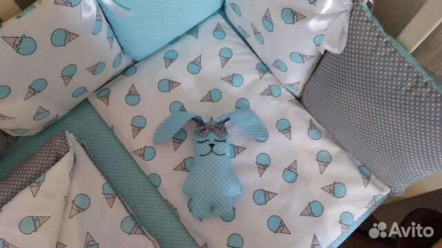 Комплект в кроватку с бортиками 12 предметов