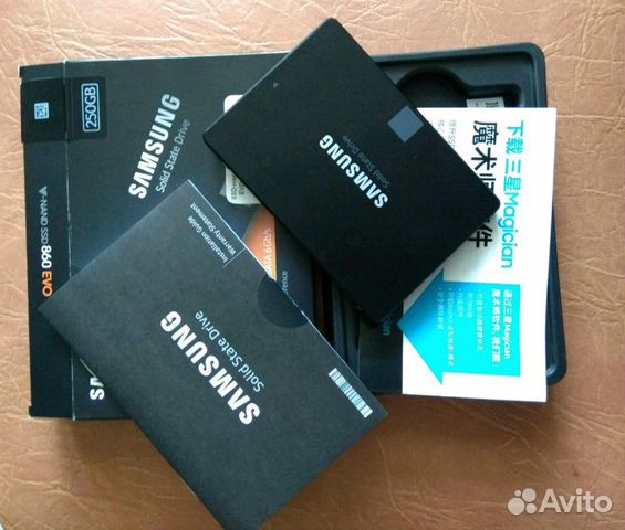 SSD SAMSUNG 860 EVO (MZ-76E250BW) 250 Gb