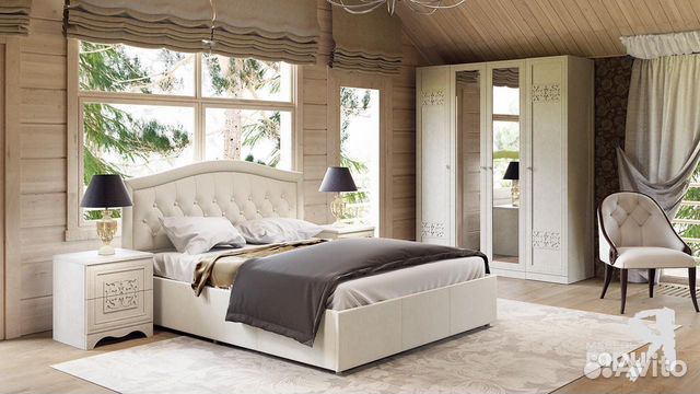 Кровать двуспальная с подъёмным механизмом. Матрас